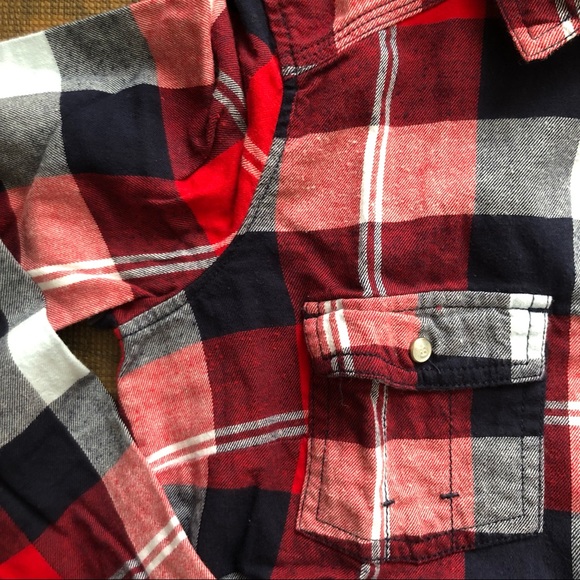 Barely Worn | Garage | Plaid Button Down Flannel | Size M - Picture 4 of 5